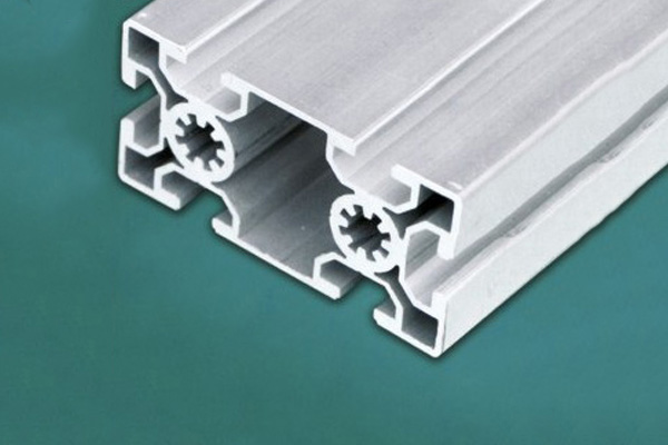 铝型材配件容易出现加工缺陷